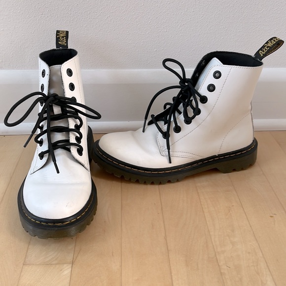 DR. MARTENS 1460 LUANA LACE UP BOOTS - Picture 2 of 5